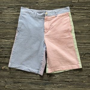 *sold* Vineyard vines shorts